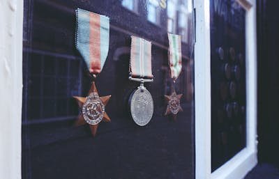 Médaille : l'art de récompenser avec créativité et passion